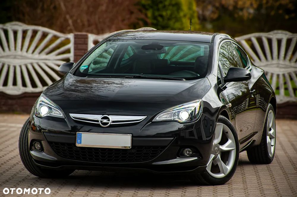 Opel Astra 1.4 Turbo Edition - 1
