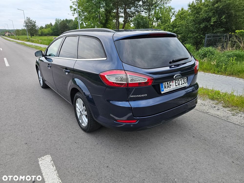 Ford Mondeo - 36