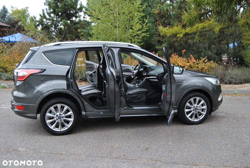 Ford Kuga - 11