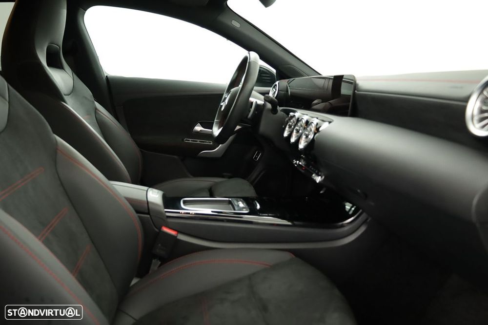 Mercedes-Benz CLA 250 - 22