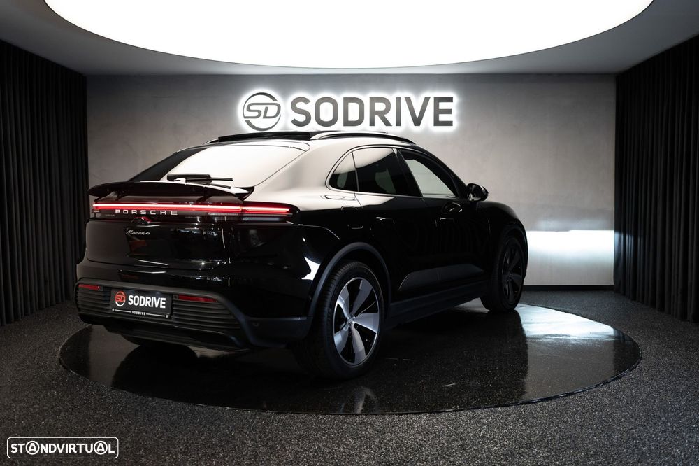 Porsche Macan Electric 4 - 3