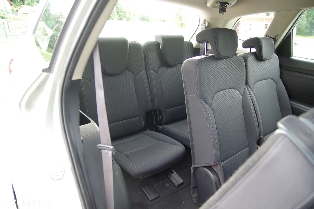 Kia Carens 1.7 CRDi 115 Dream Team Edition - 6