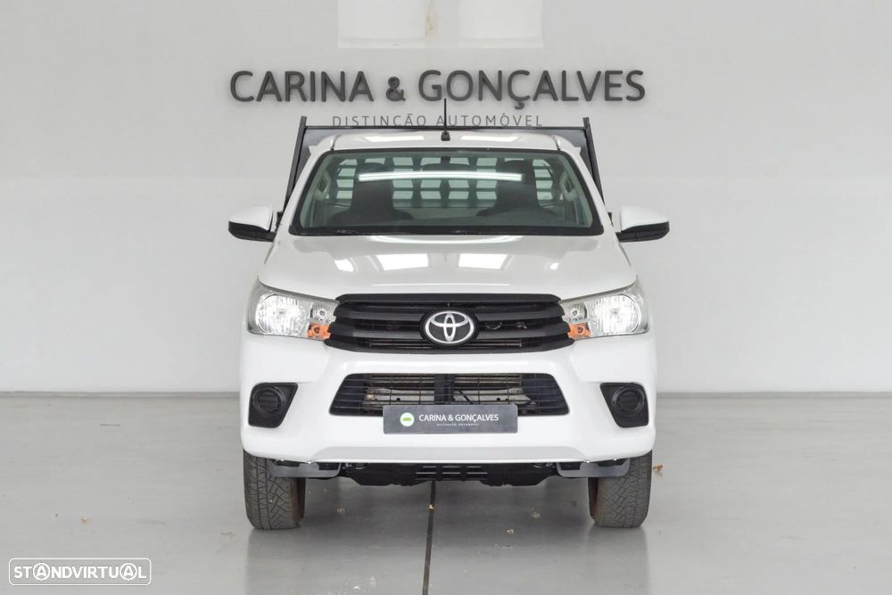 Toyota Hilux 2.4 D-4D 4X4 Cabine Simples 2L - 2