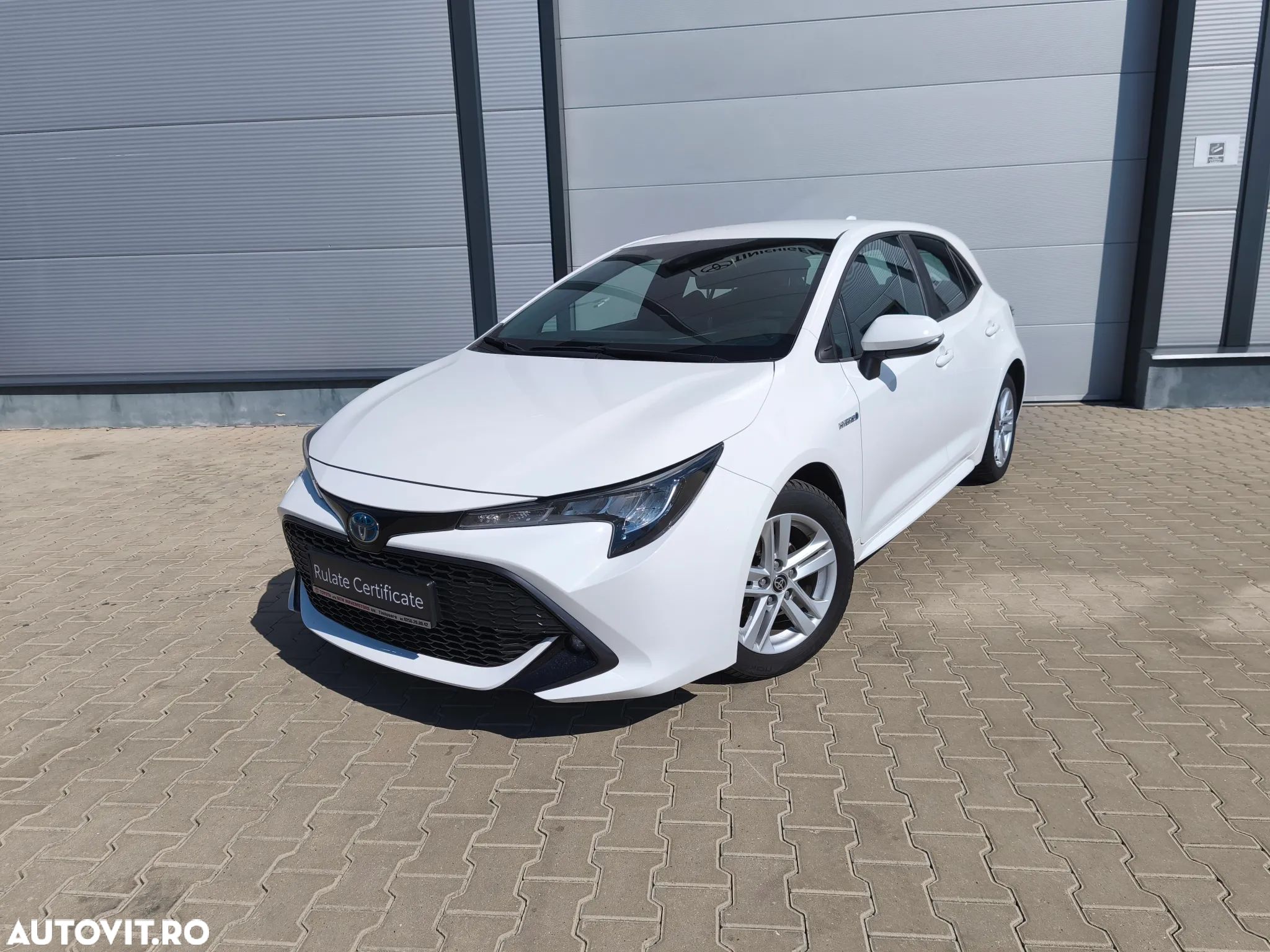 Toyota Corolla - 1