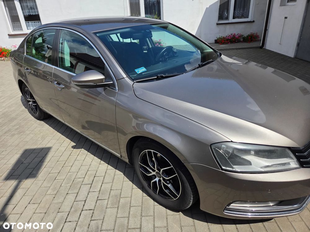 Volkswagen Passat 2.0 TDI Comfortline - 2