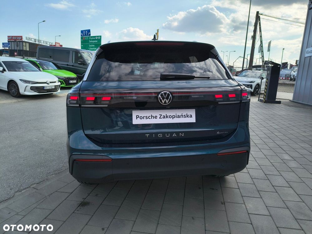 Volkswagen Tiguan - 9