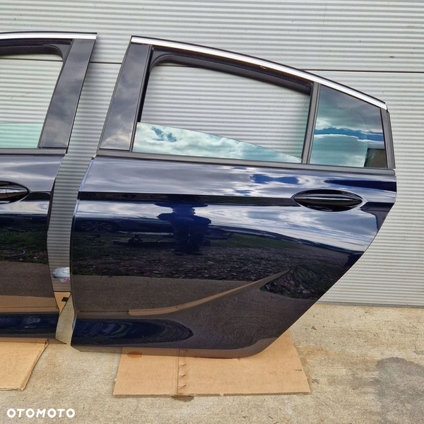 Opel Insignia B HB DRZWI LEWY TYŁ TYLNE KOMPLETNE 22X