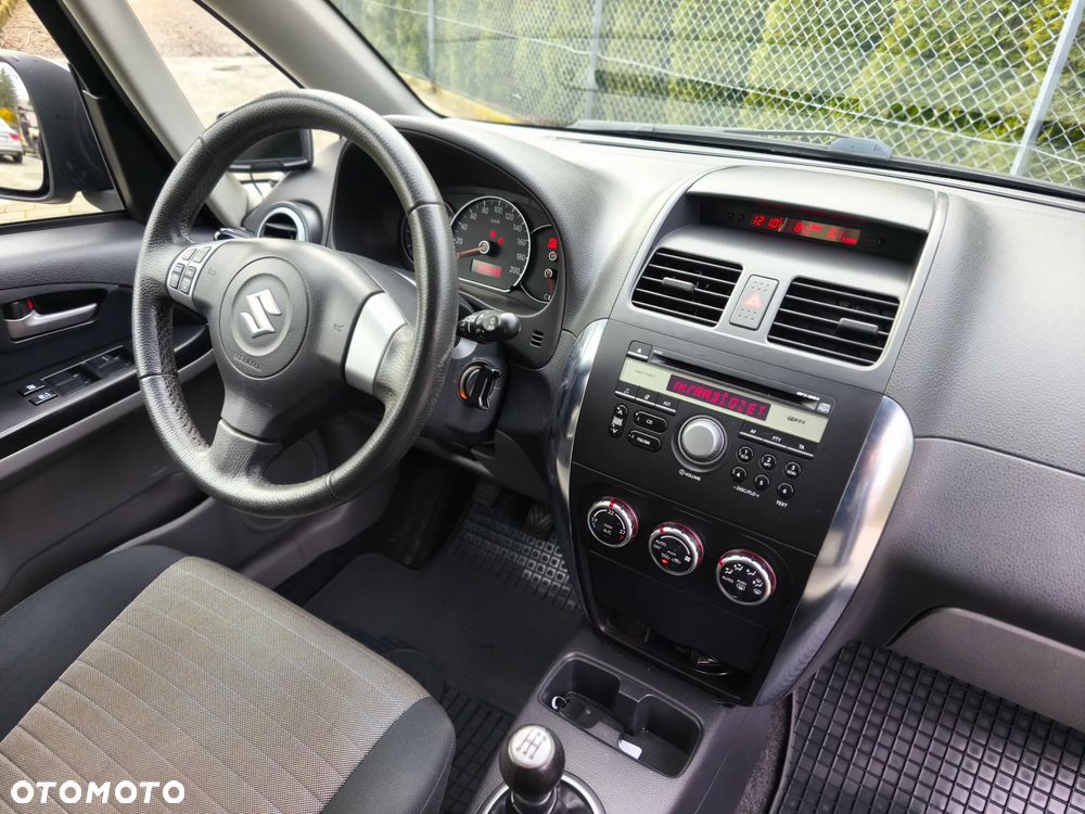 Suzuki SX4 Classic 1.6 VVT 4x4 Style - 21