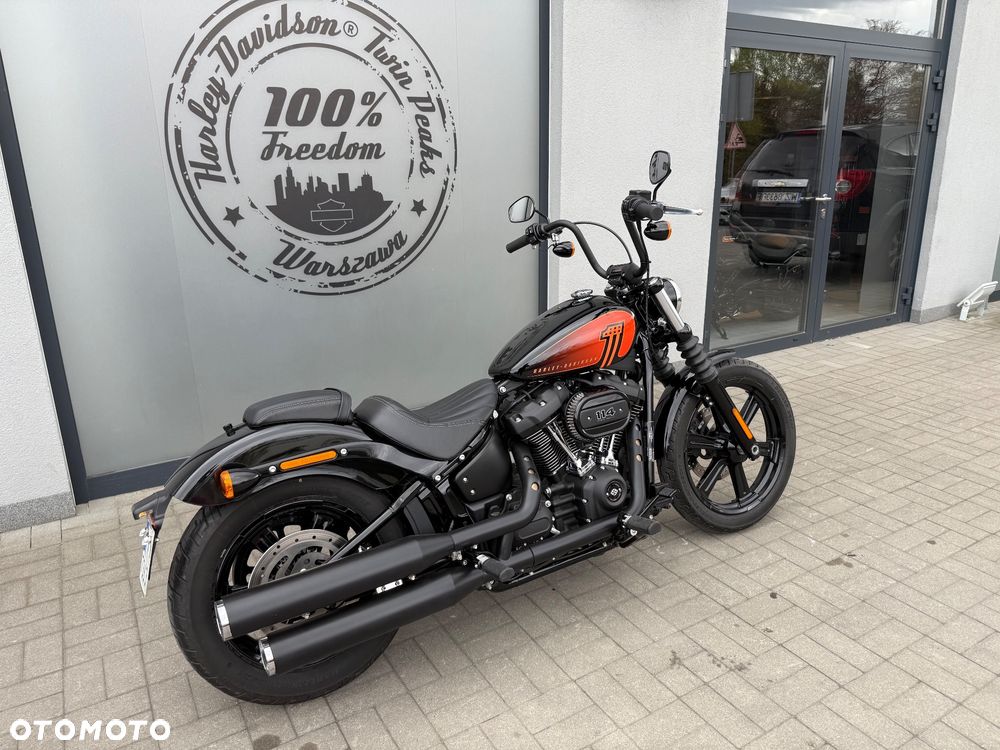 Harley-Davidson Softail Street Bob - 2