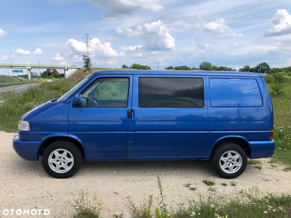 Volkswagen Transporter - 2