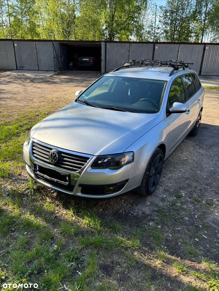 Volkswagen Passat 1.6 Comfortline Family - 1