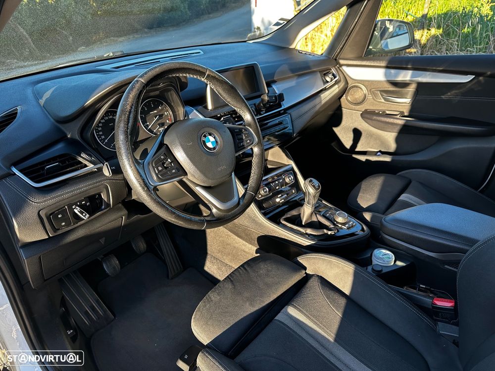 BMW 216 Gran Tourer - 8
