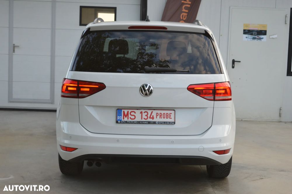 Volkswagen Touran 2.0 TDI SCR Highline - 5
