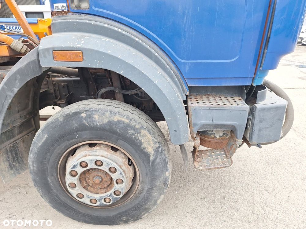 Versalift 1824 4X4 + Kropice + Sypač - 32