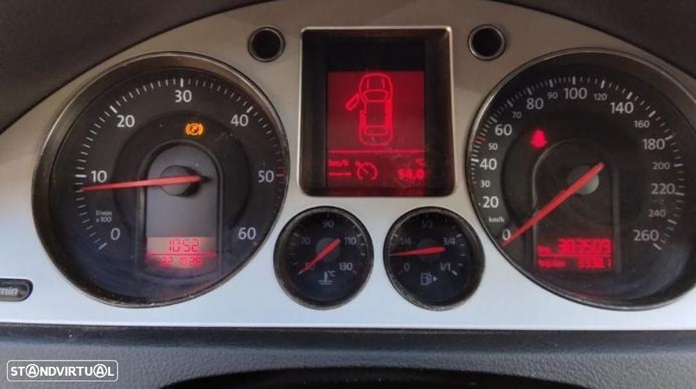 VW Passat Variant 2.0 TDi Confortline - 5
