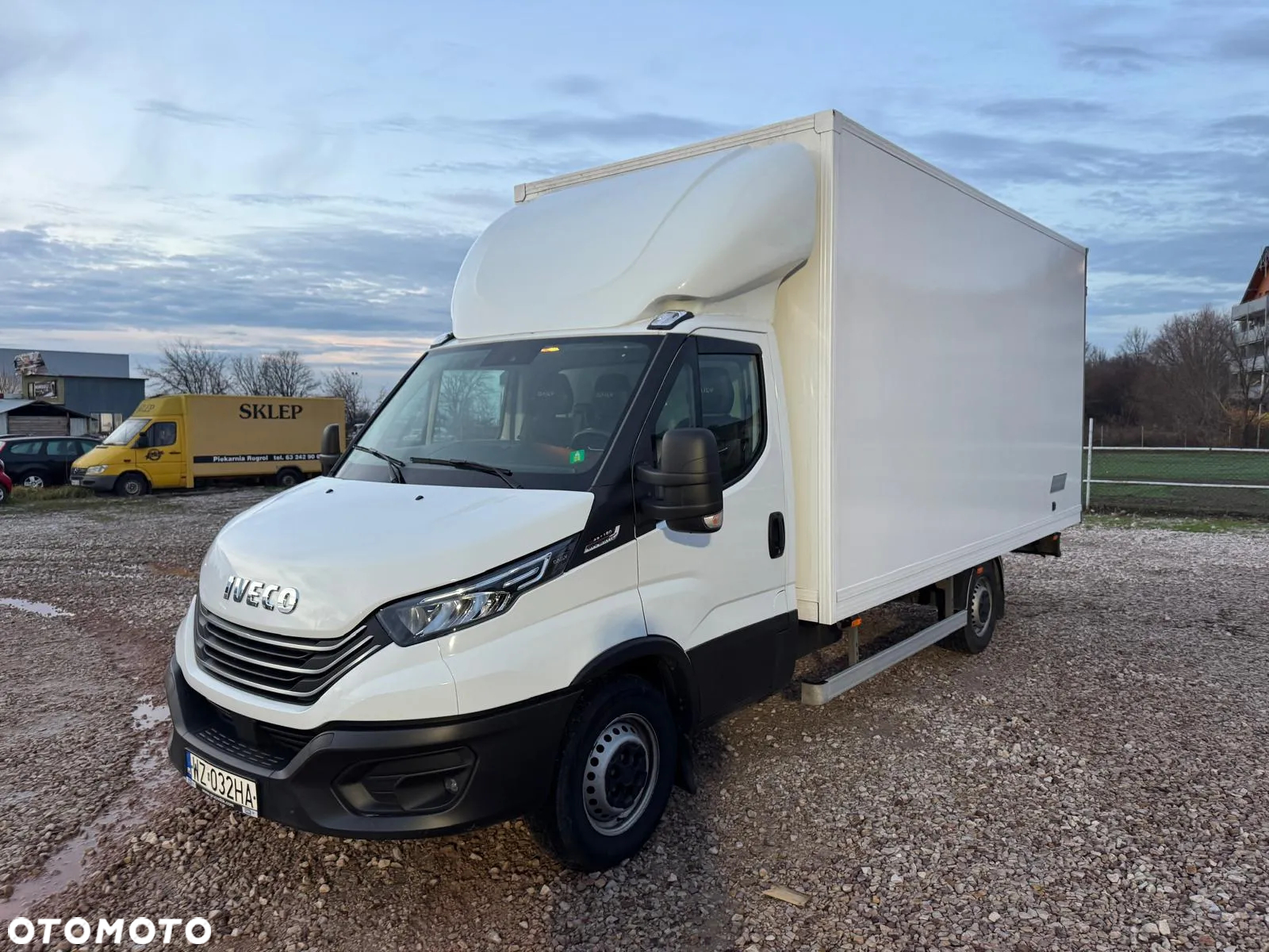 Iveco Daily 35S18 HiMatic kontener 10eu palet - 6