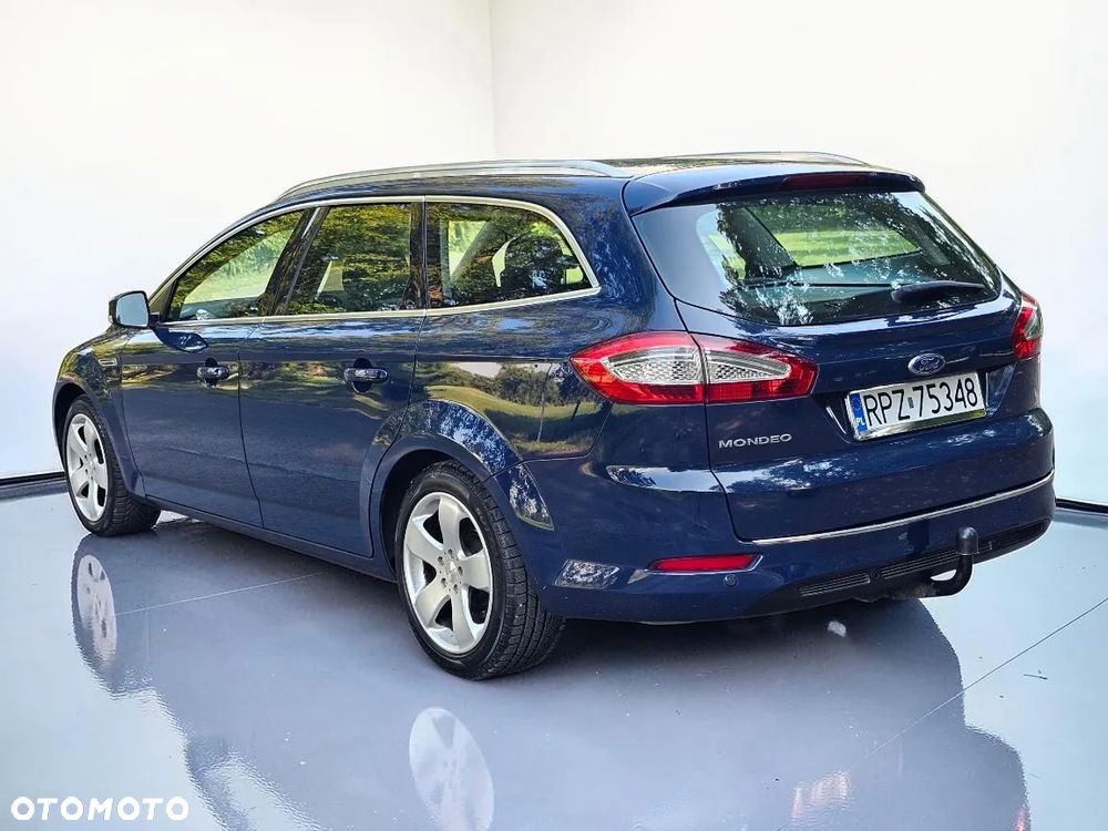 Ford Mondeo 1.6 TDCi Platinium X Plus (Titanium) - 4