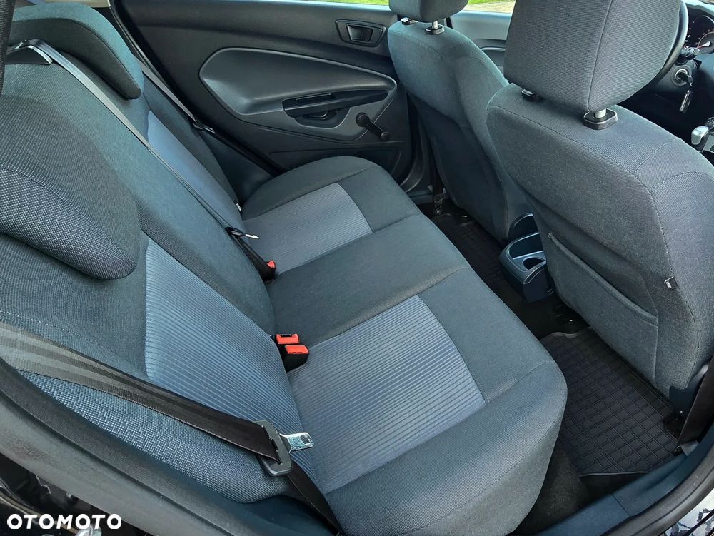 Ford Fiesta 1.4 Champions Edition - 25