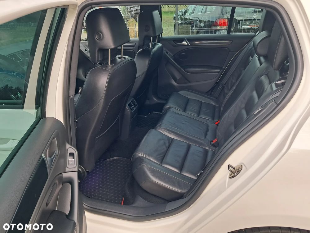 Volkswagen Golf 2.0 GTI DSG - 19