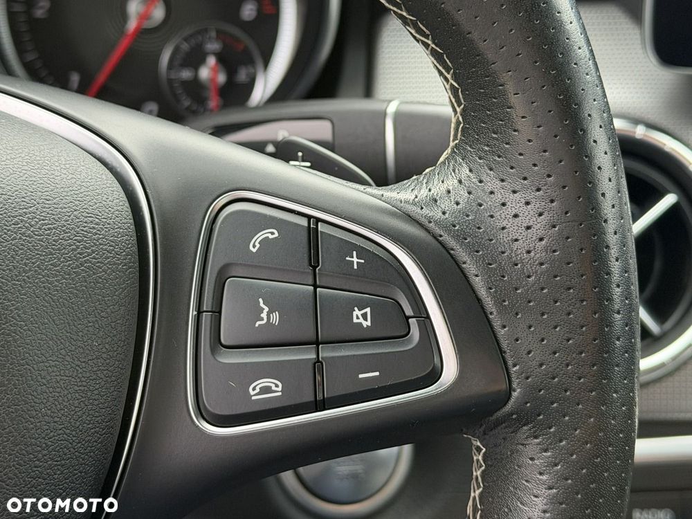 Mercedes-Benz CLA 200 (CDI) d 7G-DCT AMG Line - 24