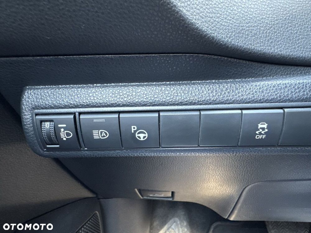 Toyota Corolla 1.8 Hybrid Comfort - 22