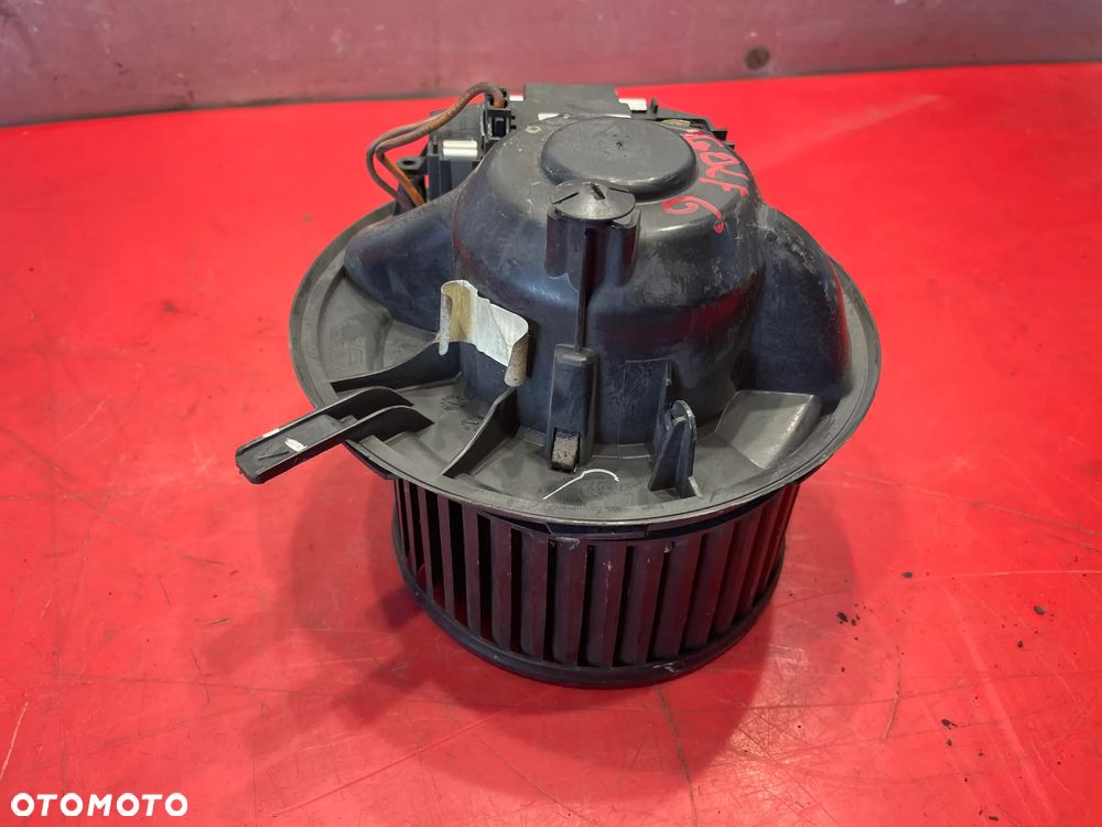 WENTYLATOR DMUCHAWA VW GOLF VI 3C0907521D