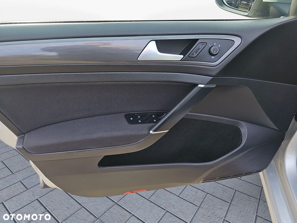Volkswagen Golf VII 2.0 TDI BMT Comfortline - 23