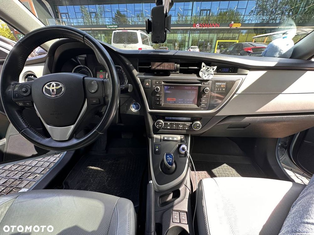 Toyota Auris - 10