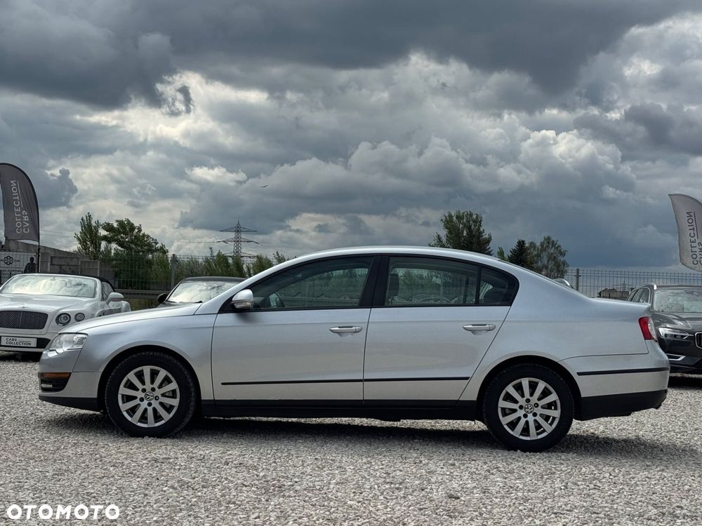 Volkswagen Passat - 8