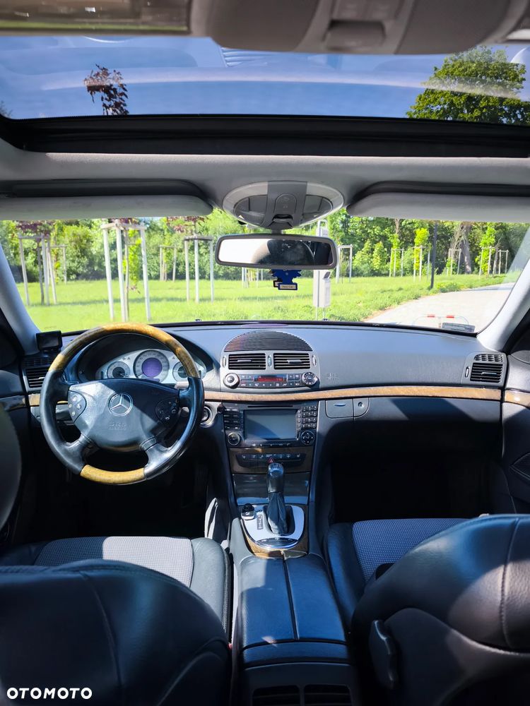 Mercedes-Benz Klasa E 320 CDI T Avantgarde - 11