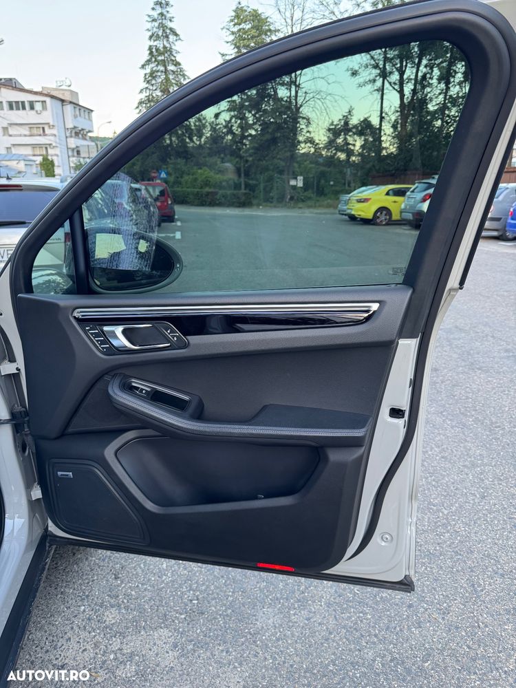 Porsche Macan PDK - 17