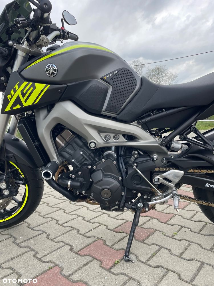 Yamaha MT - 11