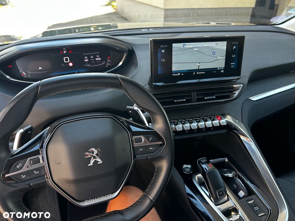 Peugeot 5008 - 24