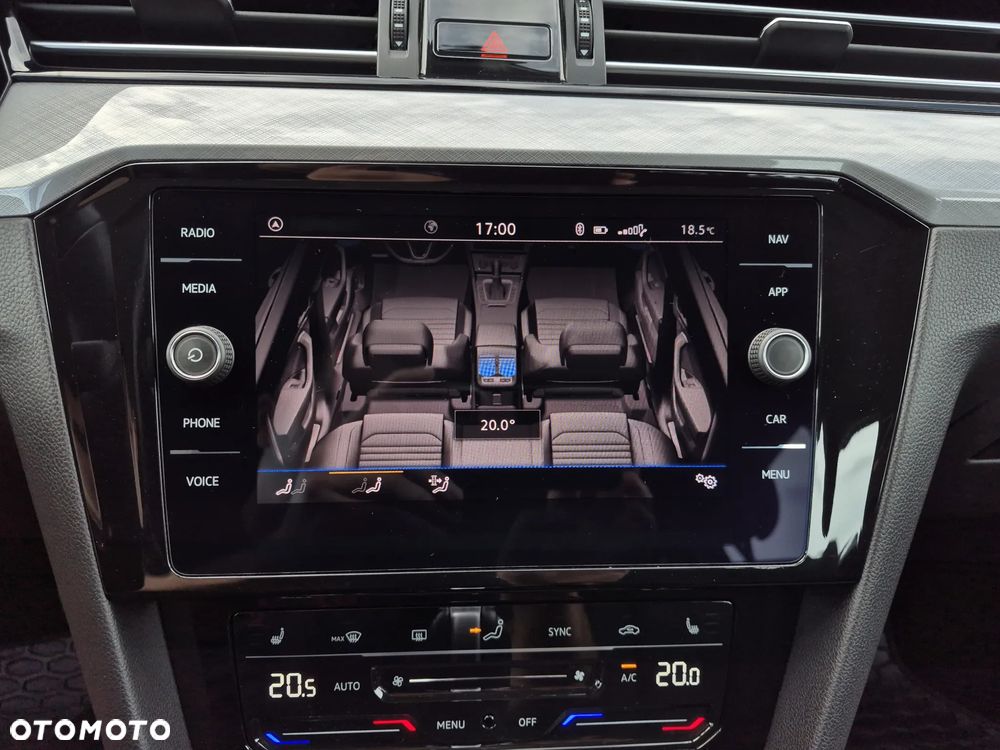 Volkswagen Passat 2.0 TSI Business DSG - 30