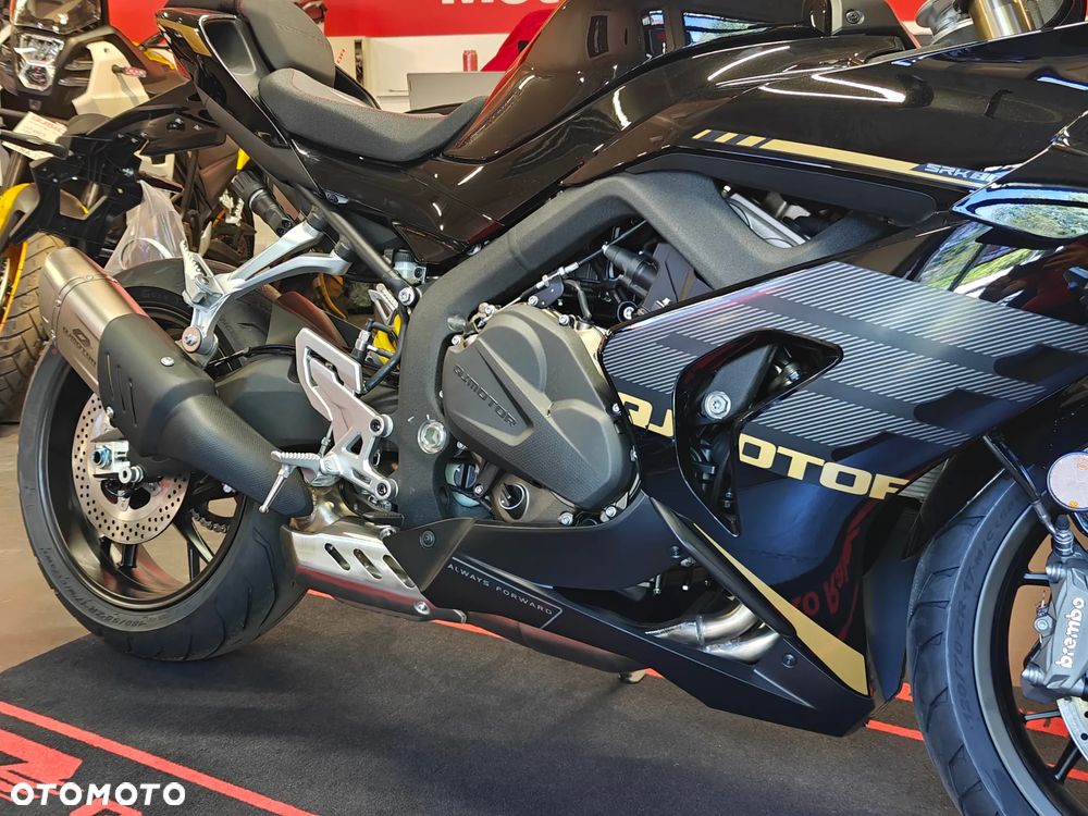 QJMOTOR SRK 800RR - 2