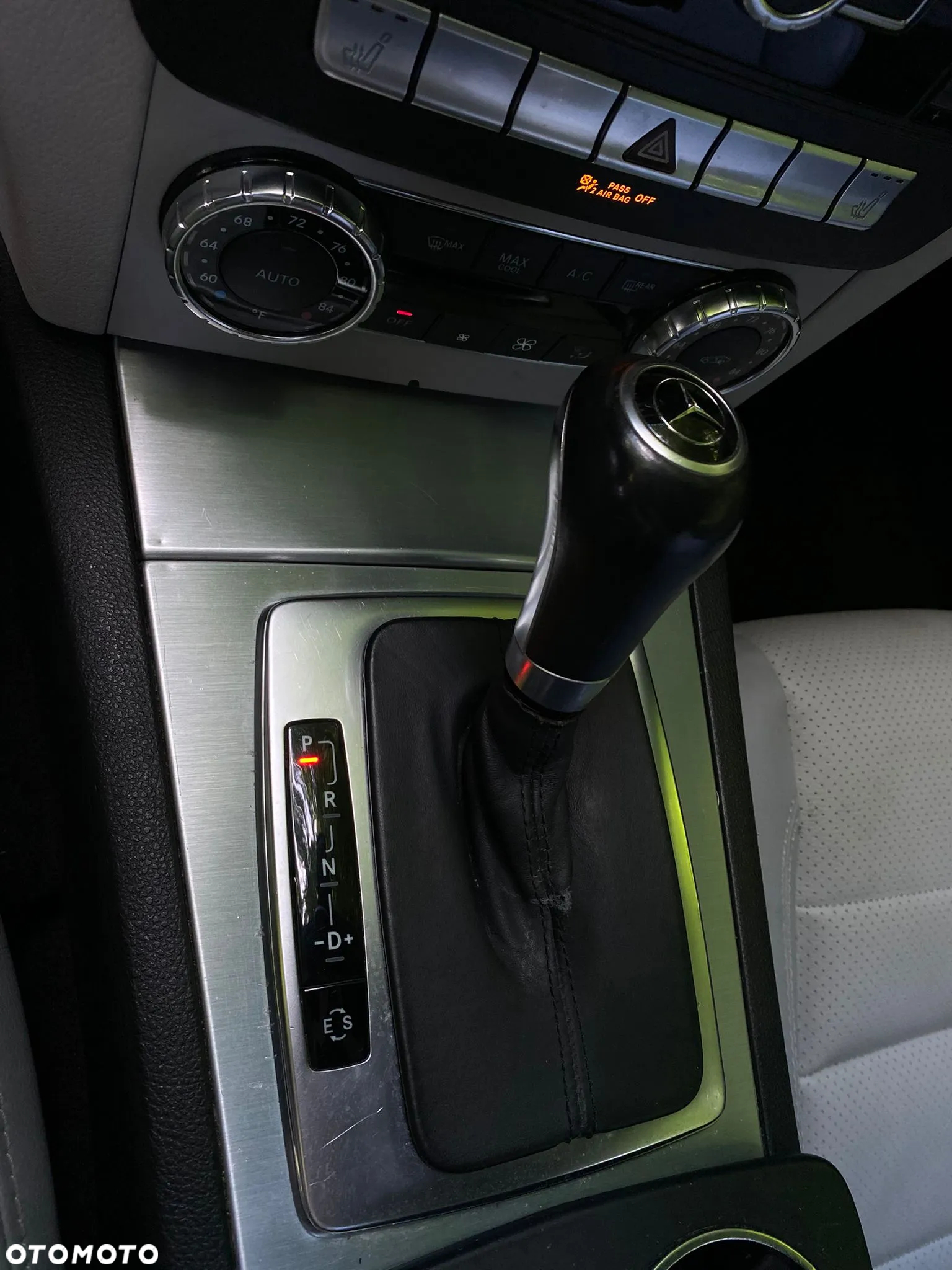 Mercedes-Benz Klasa C 250 Coupe (BlueEFFICIENCY) 7G-TRONIC - 26