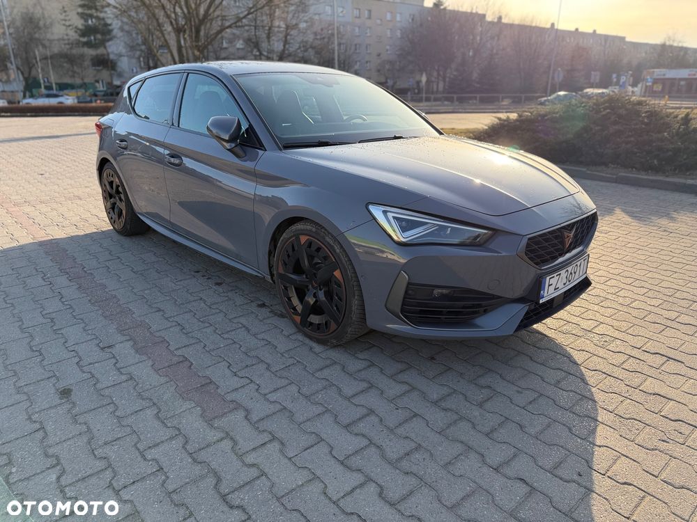 Cupra Leon 2.0 TSI VZ DSG - 5