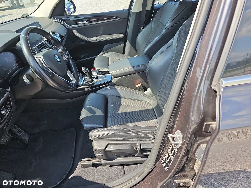 BMW X3 xDrive20i GPF xLine - 22