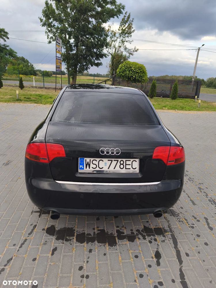 Audi A4 - 4