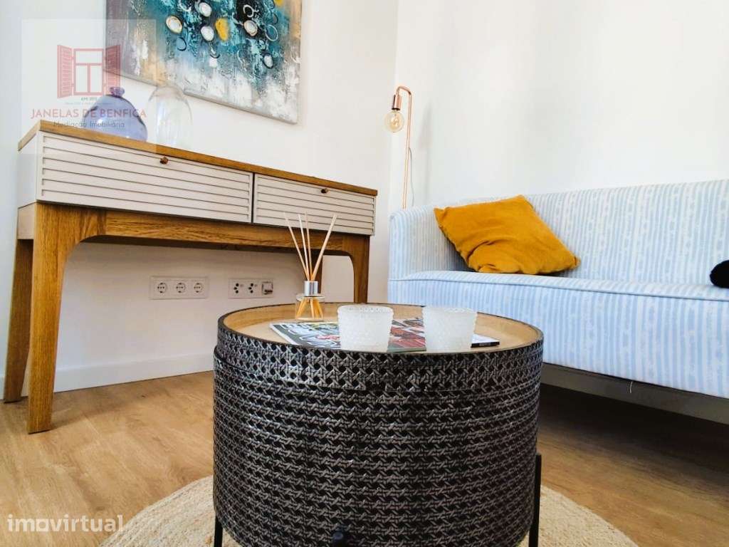 T2 Renovado, São Vicente, Lisboa. Equipado e mobilado - Grande imagem: 5/9