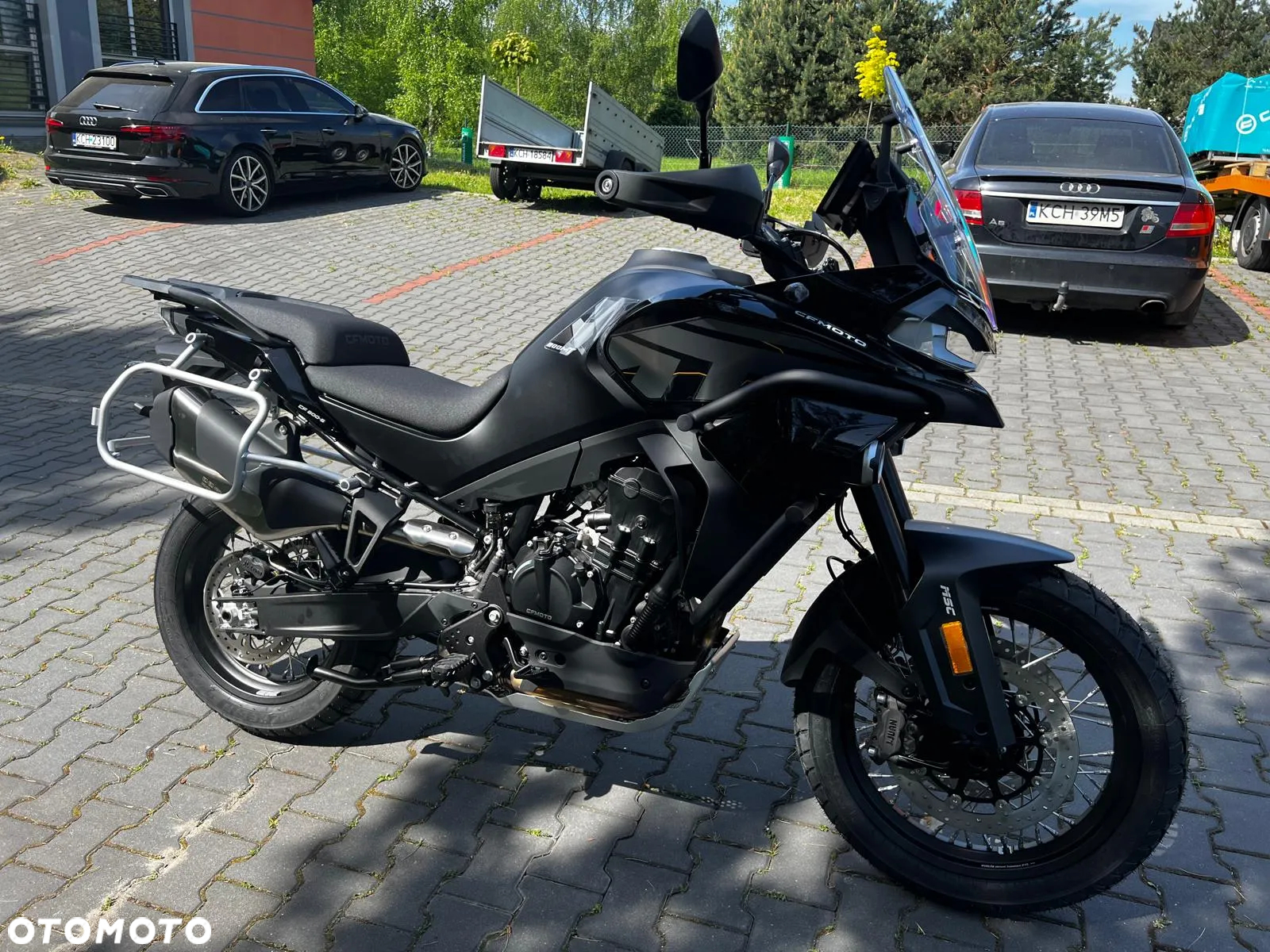 CFMoto MT - 4