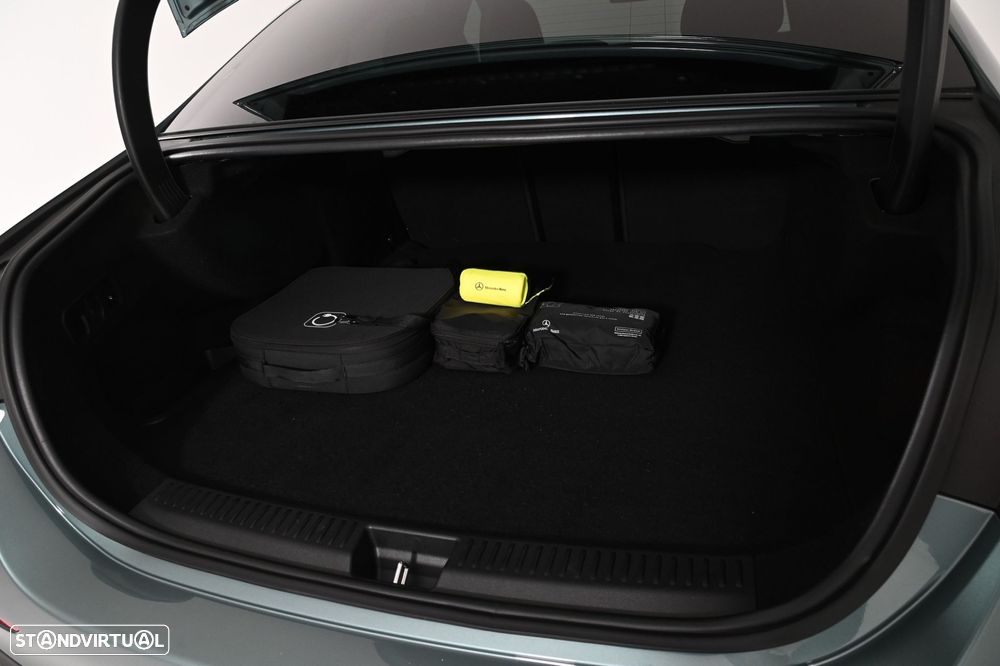 Mercedes-Benz E 300 - 10