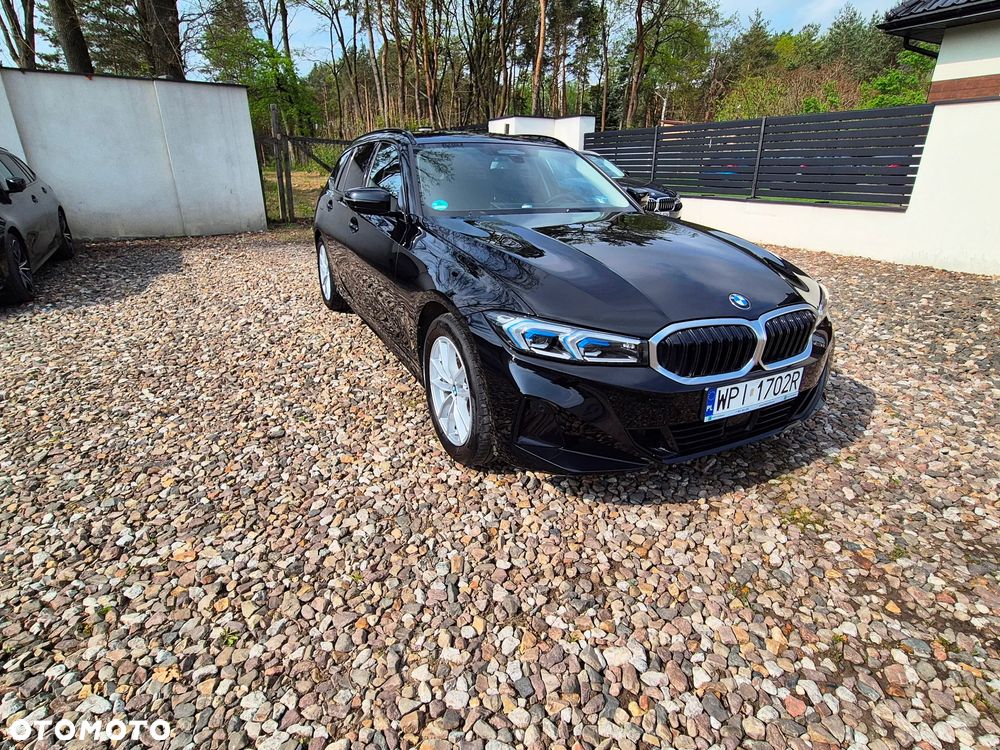 BMW Seria 3 320i Sport Line - 2