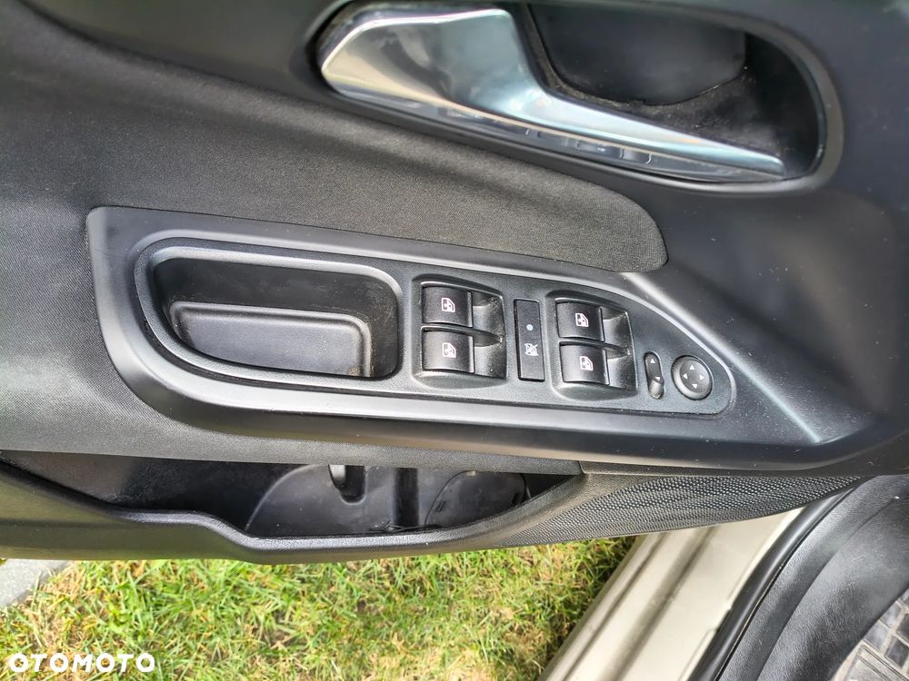 Fiat Tipo 1.6 MultiJet 16v Street - 11
