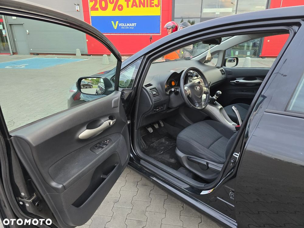 Toyota Auris 1.6 Life - 9