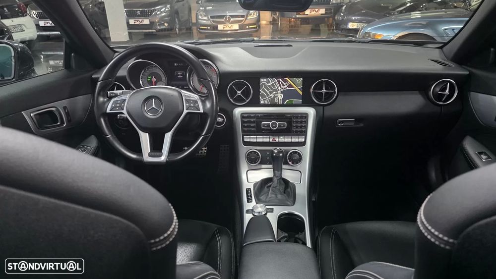 Mercedes-Benz SLK 250 (BlueEFFICIENCY) 7G-TRONIC - 20