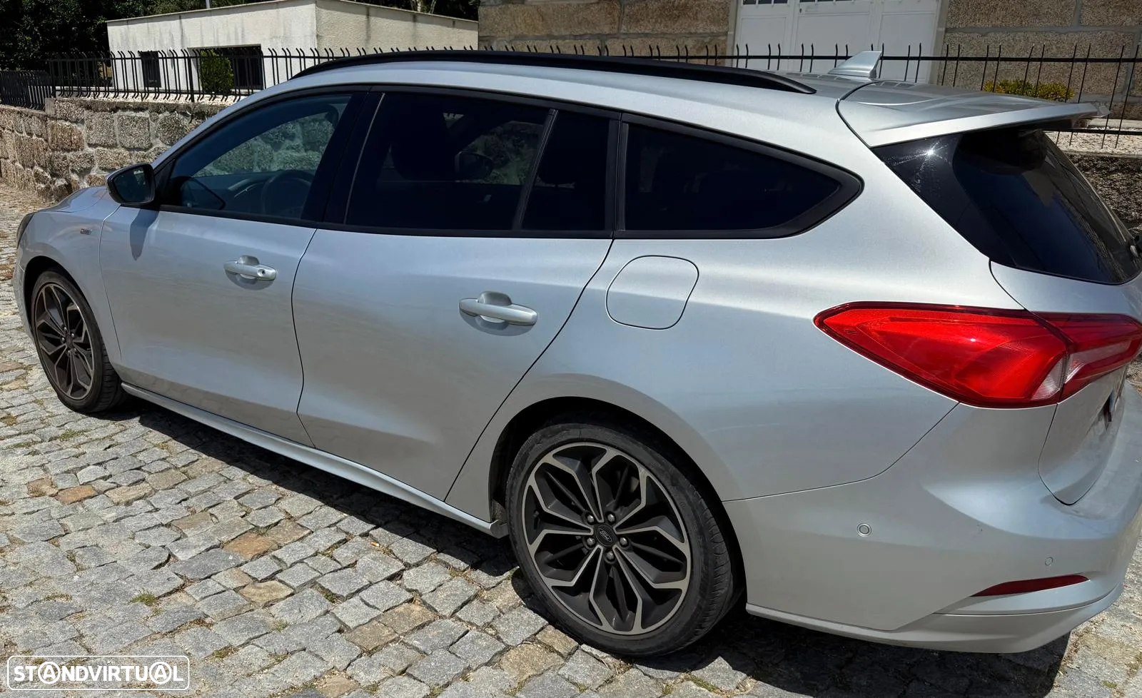 Ford Focus SW 1.0 EcoBoost MHEV ST-Line - 3
