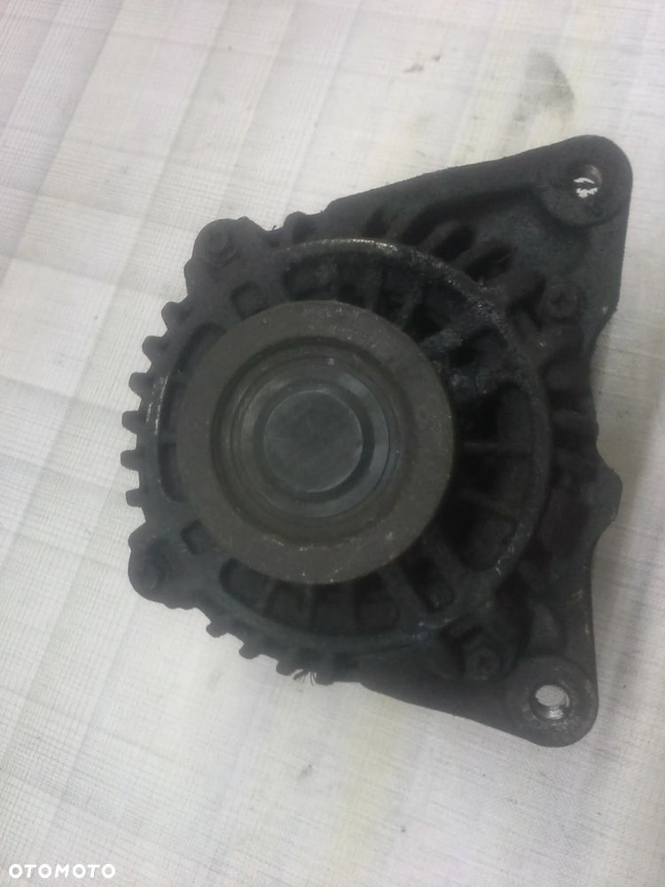 Mazda 3 5 2.0 CiTD alternator 90 Amper RF7J  A3TB6581 - 8