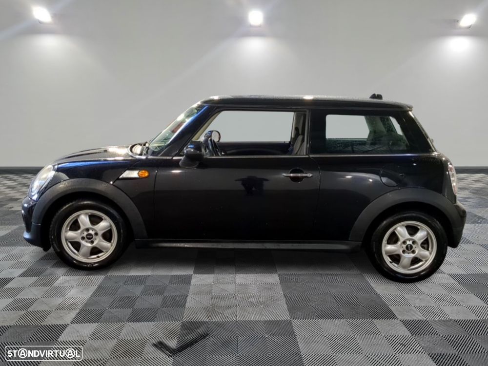 MINI 3 Portas - 11