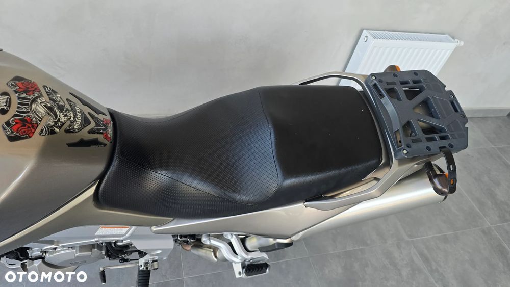 Suzuki V-STROM - 23